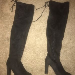 Top moda l Black knee high suede boots